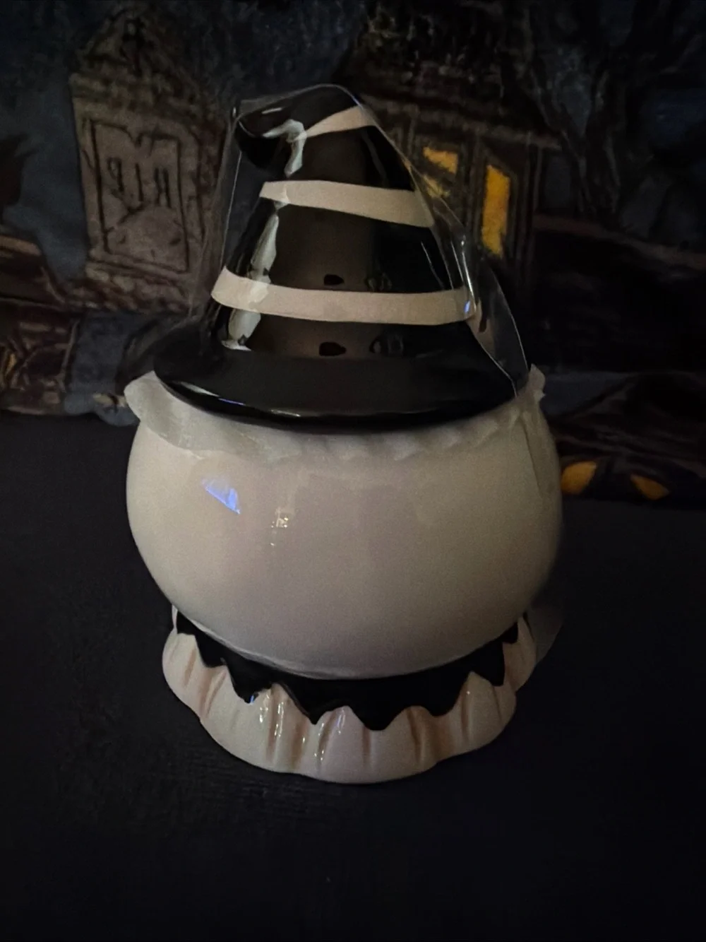 Johanna Parker Halloween Gus Ghost small cover jar ceramic new 2026